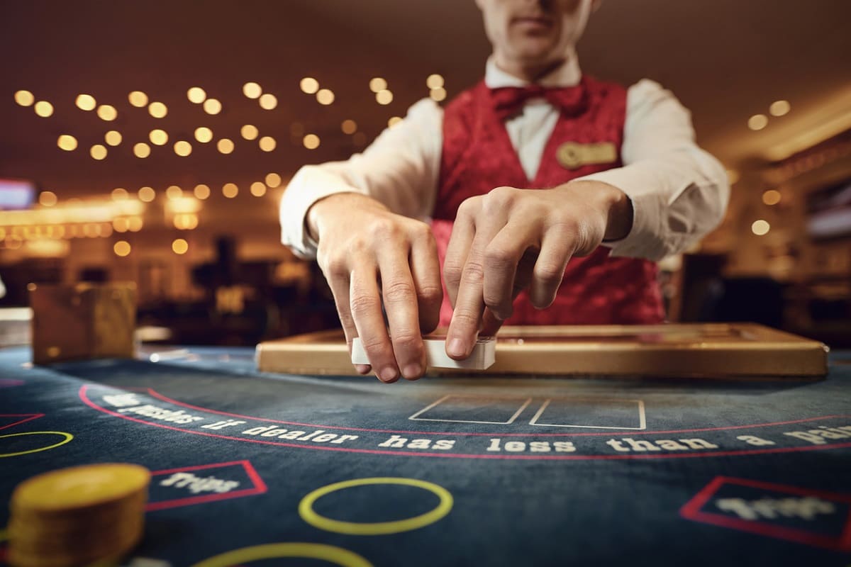 Devenir un pro du blackjack : stratégies avancées et comptage de cartes